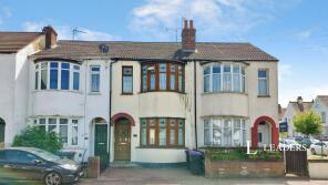 314, Fairfax Drive, Westcliff-on-sea SS0 9LT