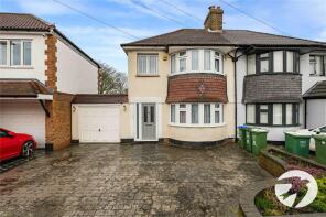 88, Axminster Crescent, Welling DA16 1HF