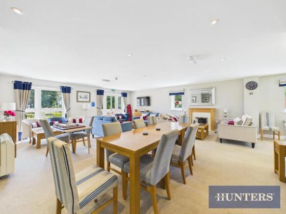 1 bed Apartment to rent Image 12