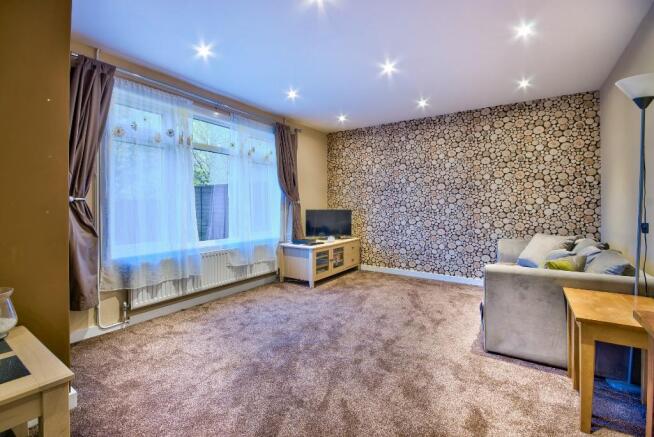 Lounge.