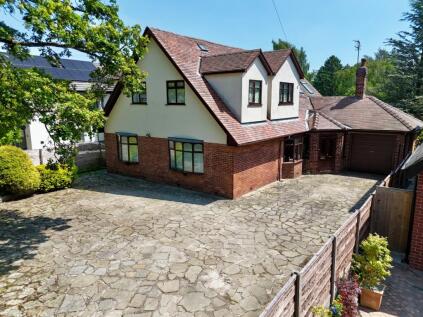 Lostock Hall Road, Poynton, Stockport, Cheshire, SK12 1DP
