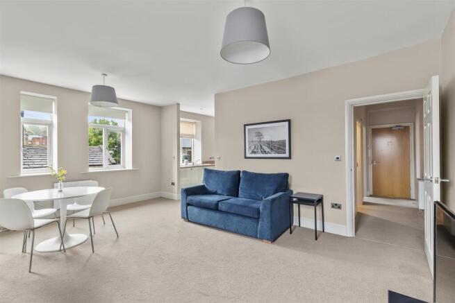 1 bed Apartment for sale Image 4
