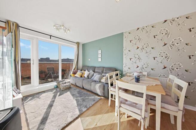 Apartment 45, Peebles Court - 5fnT9OOxc82eJ51VsqM7