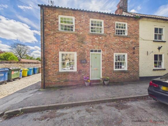 2 Bedroom End Terrace House - For Sale