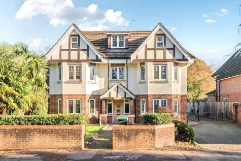 Byfleet Road, New Haw, Surrey, KT15
