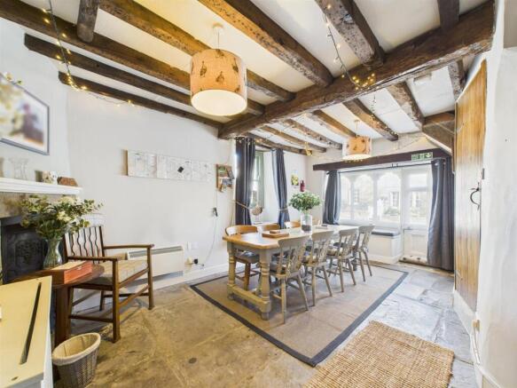 3 bed House for sale Image 5