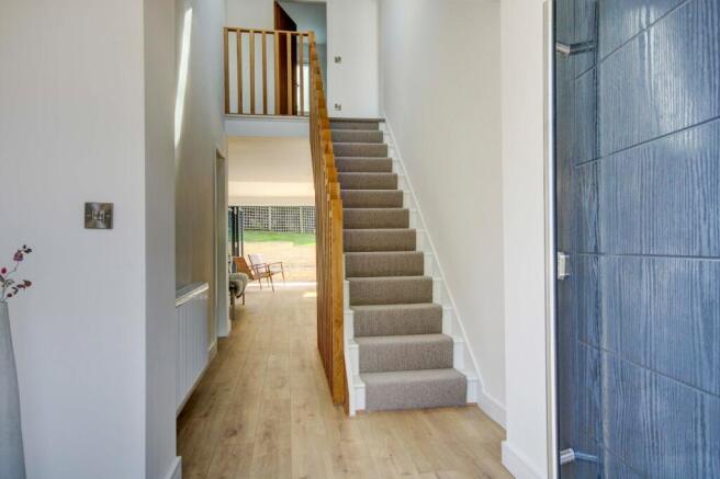4 bed Detached for sale Image 11