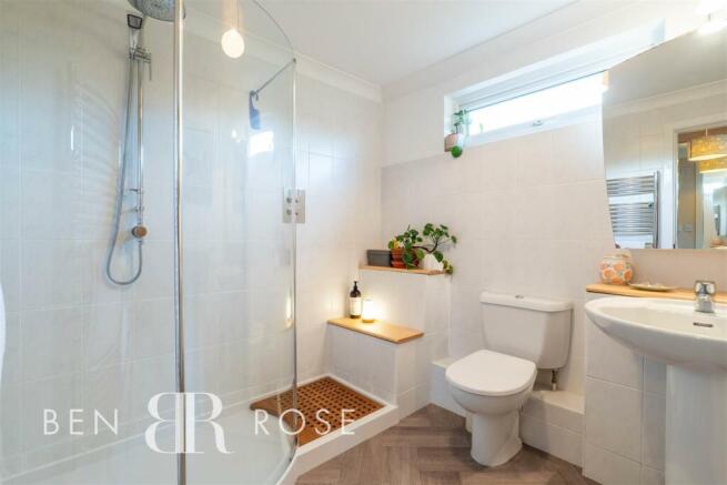 Master Ensuite
