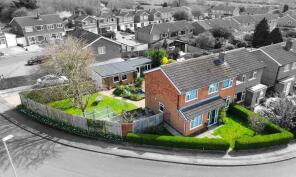 36, Waveney Rise, Oadby LE2 4GG