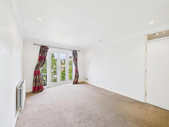 Balmoral Court, 35 The Avenue, Beckenham, BR3 photo 2