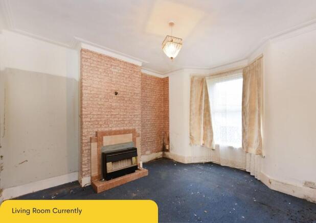 The Crescent, London, E17 photo 4