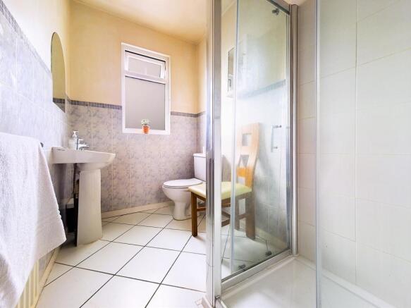 Shower Room.jpg