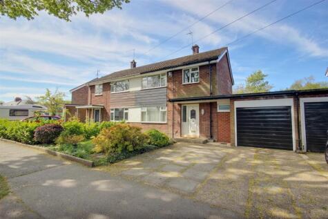 The Leases, Beverley