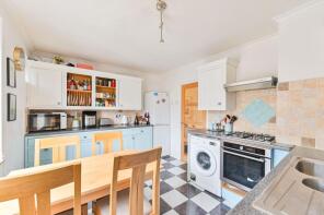 31, Callingham House, Clapham Road, London SW4 6NF