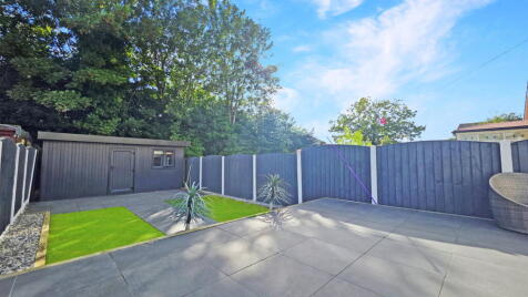 Coverdale Road, Westhoughton BL5 3RG