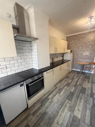 759 hessle rd.jpg