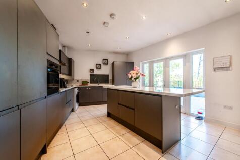 Tolhurst Way, Lenham, ME17