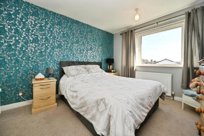 3 bed Semi-Detached for sale Image 9