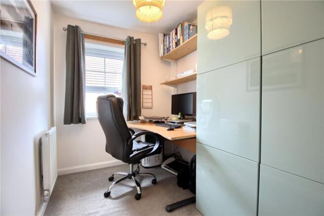3 bed Terraced for sale Image 11