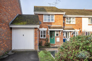 1, Meadow Bank, Pengilly Road, Farnham GU9 7XN