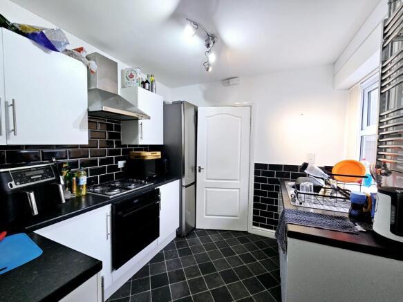 5 bed End of Terrace for sale Image 4