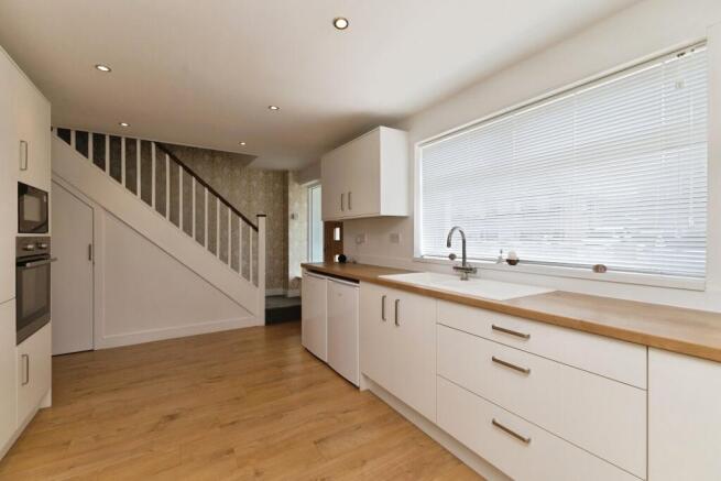 3 bed Semi-Detached for sale Image 5