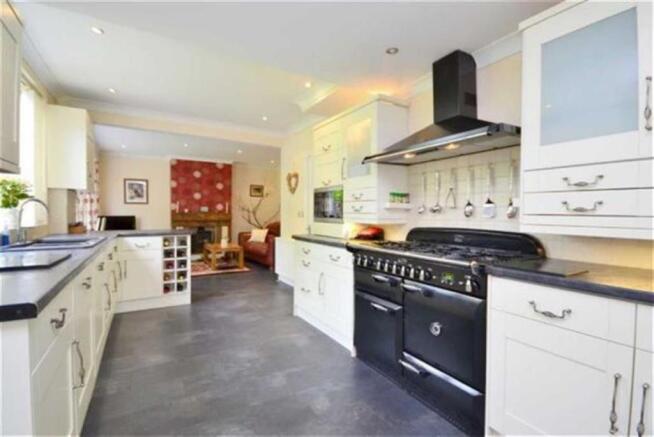 BREAKFAST KITCHEN