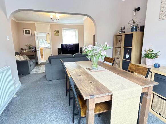 Compeigne Avenue, Riddlesden, Keighley, BD21 photo 3