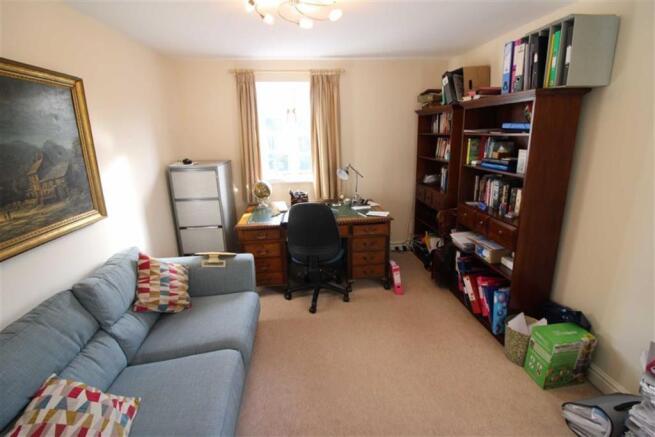 BEDROOM 2 (REAR)