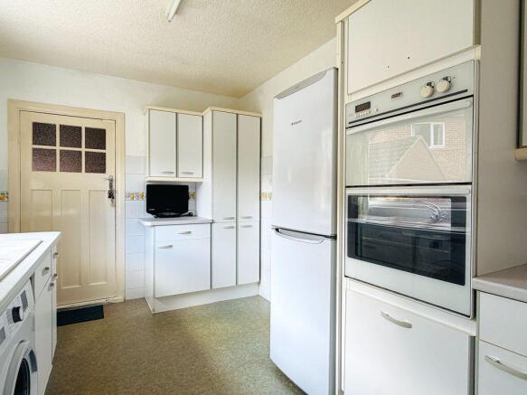 2 bed Detached Bungalow for sale Image 11