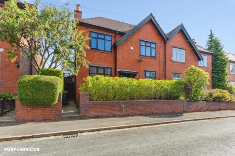 Langdale Avenue, Oldham, OL8