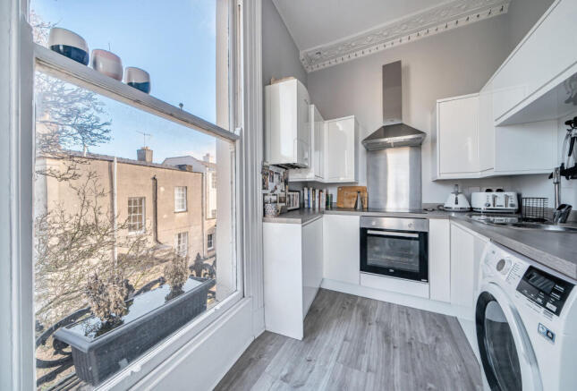 1405464-2-697c890...