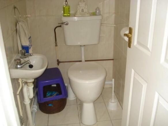 DOWNSTAIRS LOO