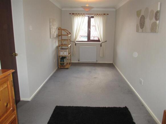 25 upper wood bed 3 