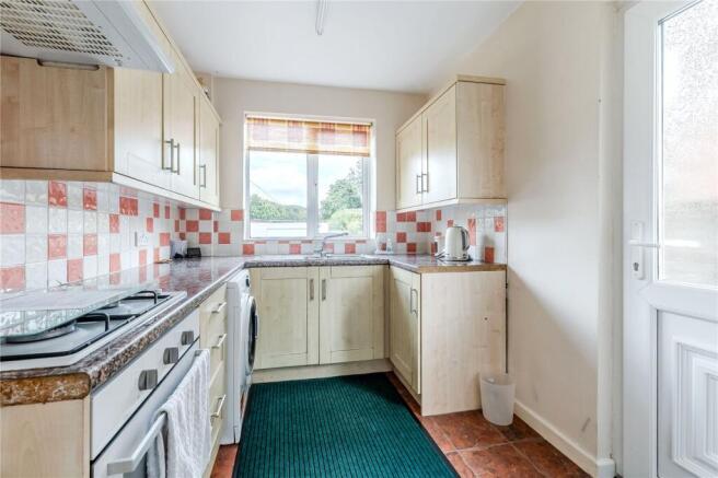 2 bed Semi-Detached for sale Image 5