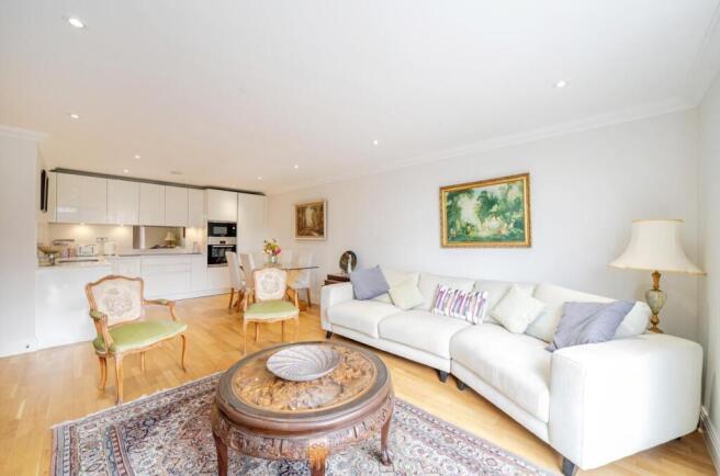 Davidson Frost-Wellings, DFW, Bournehall Road, Bus