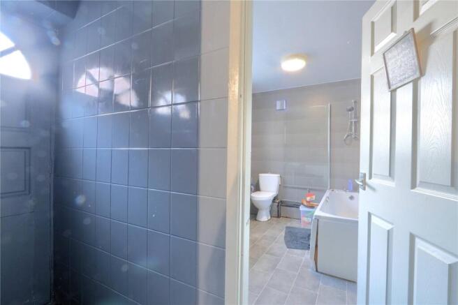 3 bed Terraced for sale Image 7