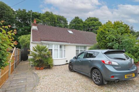 Ashdown Crescent, Hadleigh, Essex
