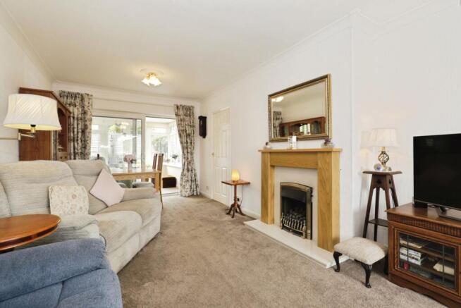 3 bed Semi-Detached for sale Image 7