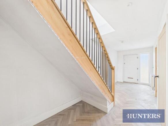 4 bed Detached for sale Image 8