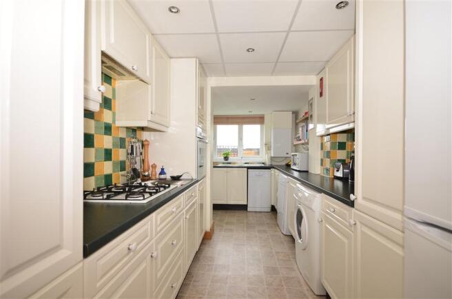 Kitchen/Breakfast Area