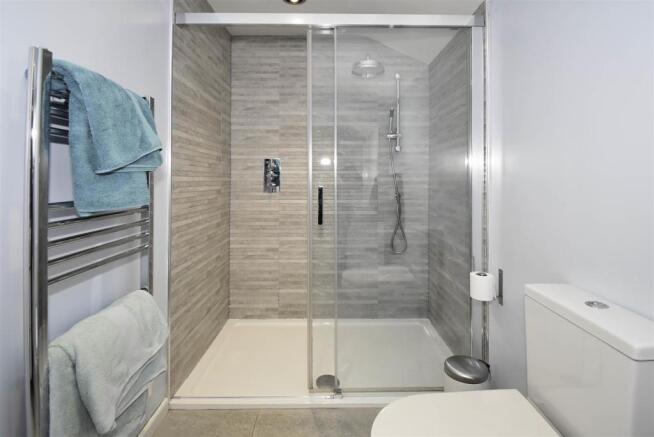 En Suite Shower Room