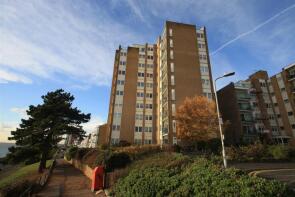 40, Overcliff, Manor Road, Westcliff-on-sea SS0 7SE