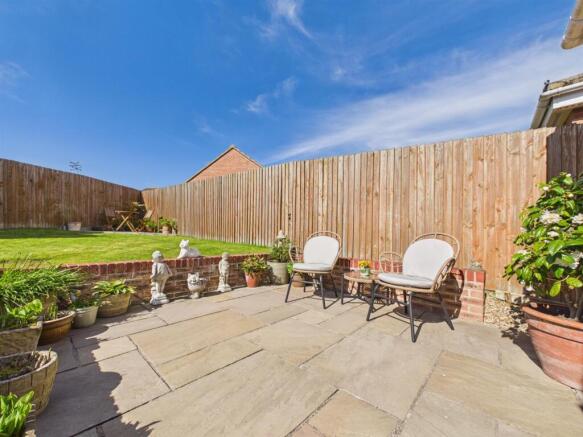 2 bed Detached Bungalow for sale Image 10
