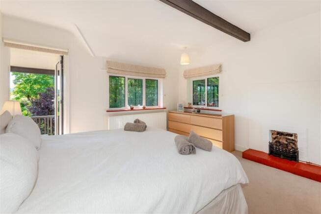 8648587-interior21.jpg