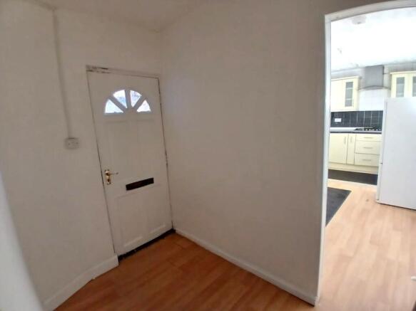 WhatsApp Image 2025-12-11 at 13.35.27 (2)