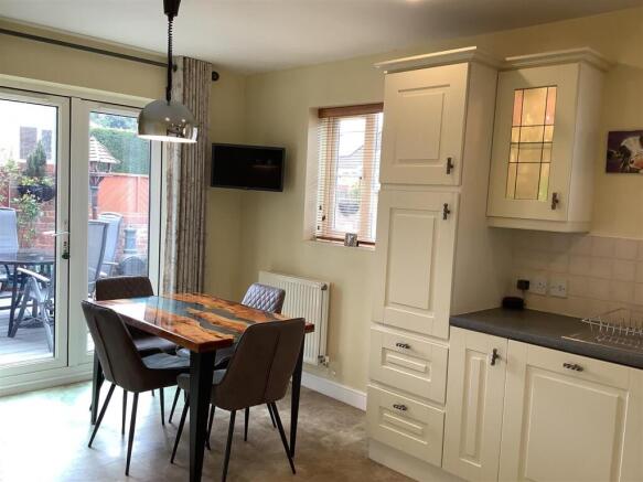 Kitchen Diner