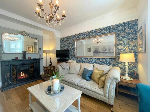 Living Room (2)