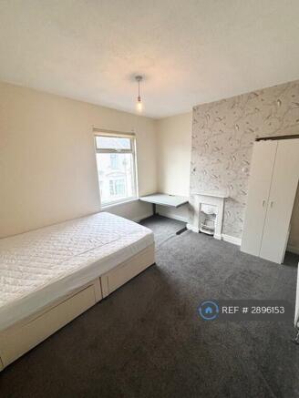 3 bed Terraced to rent Image 8
