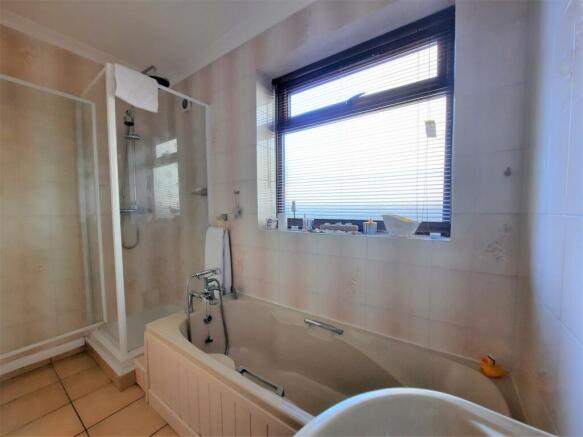 Ground Floor Family Bathroom